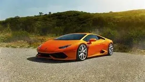 王刚公开澄清与年轻妻子年龄差距，否认每月花费巨额传闻